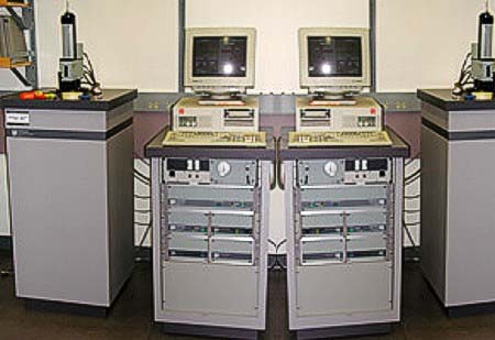 Scanning SQUID Miscroscope